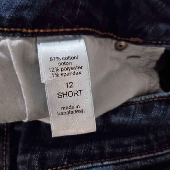 M. Jeans by Maurices Mid Rise Straight Leg Jeans Women’s Size 12 Short Blue - Picture 6 of 6